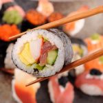 Fenomen sushi - dlaczego stało się tak popularne?